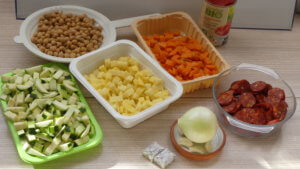 Soupe au chorizo et aux légumes_les ingrédients coupés