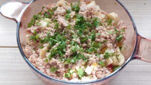 Salade de riz Withmo_ajout des ingrédients au riz