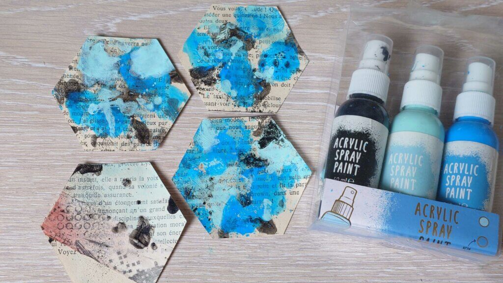 embellissements tags colorés Withmo_peinture acrylique en spray