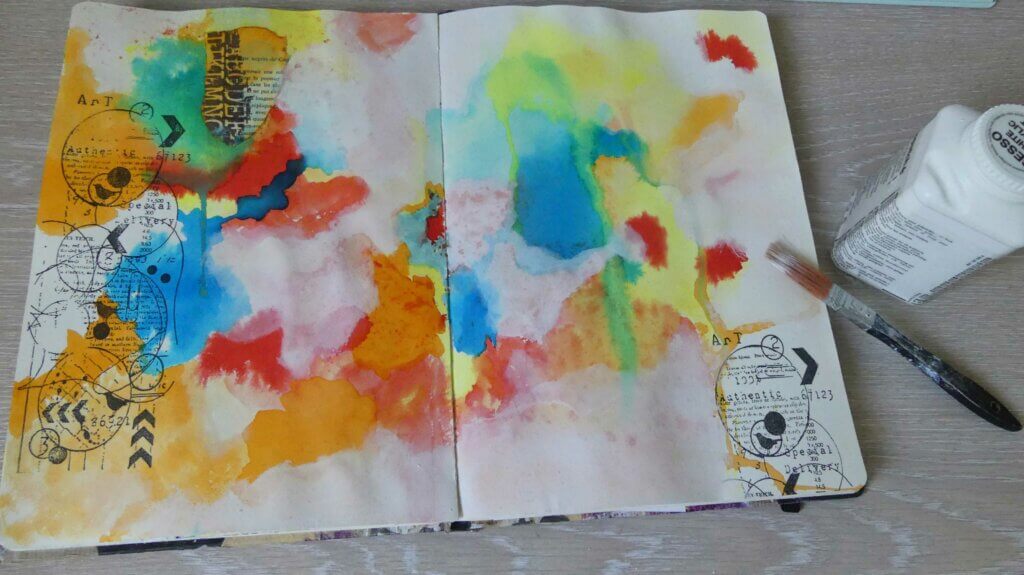 Art journal Withmo_femmes Afrique du Sud_estompage au gesso 1