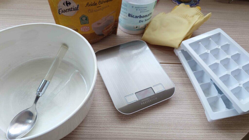 pastilles wc maison Withmo_les ustensiles et ingrédients