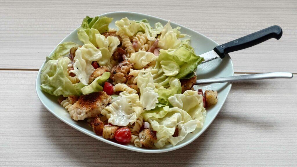 salade de pâtes façon César 3