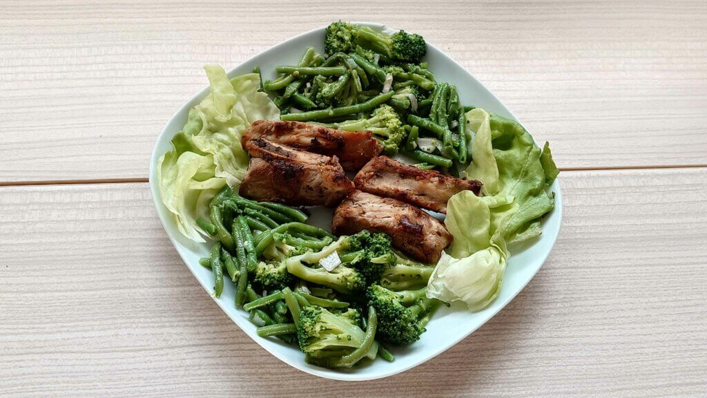 travers de porc et salade fraiche 2